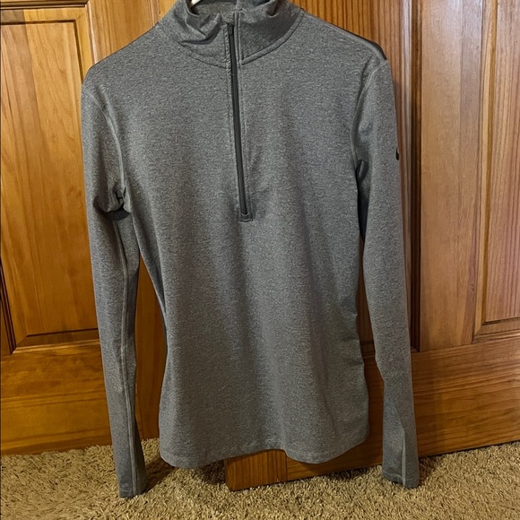 Tops - Nike Dri-Fit Women’s Gray Quarter-Zip Pullover